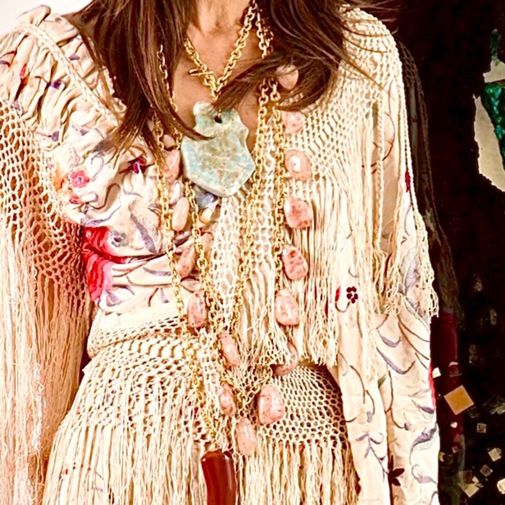 Meet your Posher, vintage celeb stylist